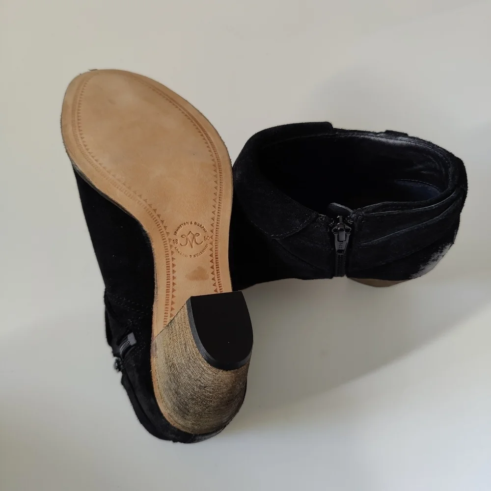 Johnston & Murphy  Suede Leather Ankle Heel Boots